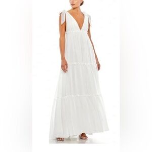 leena x Mac Duggal - White Tiered V-Neck
Plunging Maxi Dress - Size 2